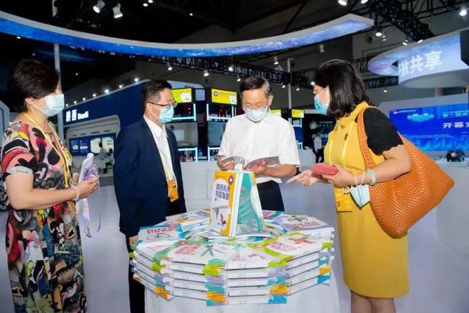 曾家岩小学 “发明大王”进课堂，科创发明课程结硕果